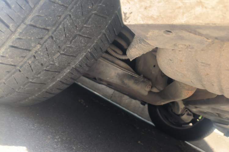 Used Mercedes-Benz C-Class 2013 C 180 CGI Classic Chassis Front Right
