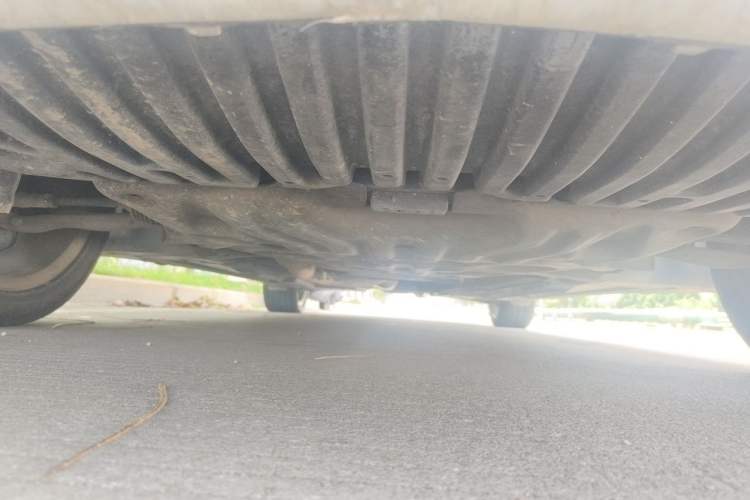 Used Mercedes-Benz C-Class 2013 C 180 Classic Grand Edition Chassis Front