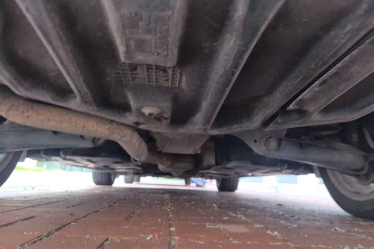 Used Mercedes-Benz C-Class 2013 C 180 Classic Grand Edition Chassis Rear