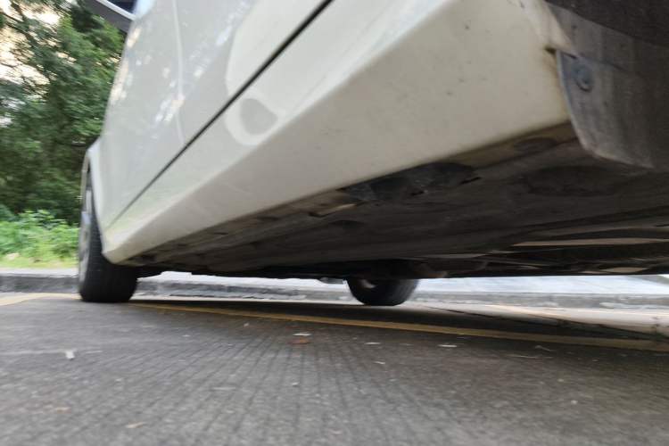Used Mercedes-Benz C-Class 2013 C 180 CGI Classic Chassis Rear Left