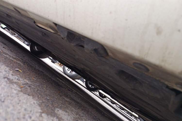 Used Mercedes-Benz C-Class 2013 C 180 CGI Classic Chassis Rear Left