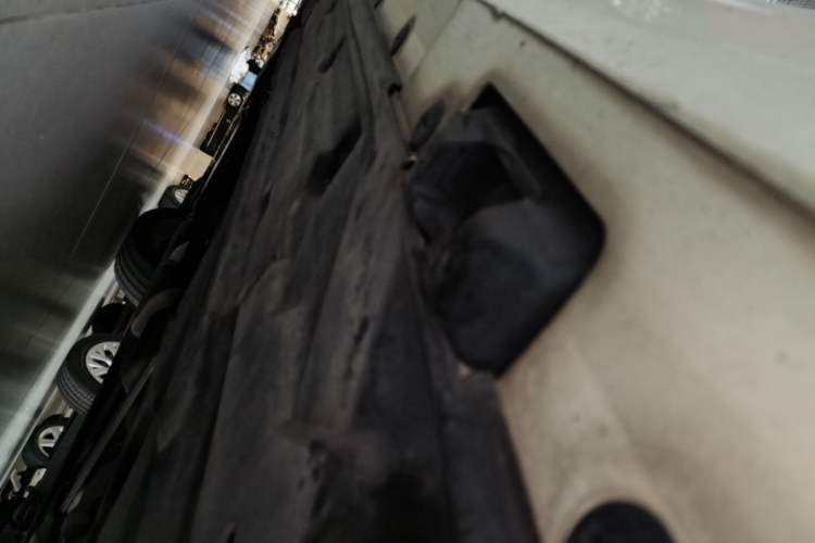 Used Mercedes-Benz C-Class 2013 C 180 Classic Grand Edition Chassis Rear Left