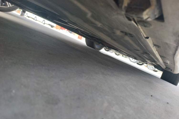 Used Mercedes-Benz C-Class 2013 C 180 CGI Classic Chassis Rear Right