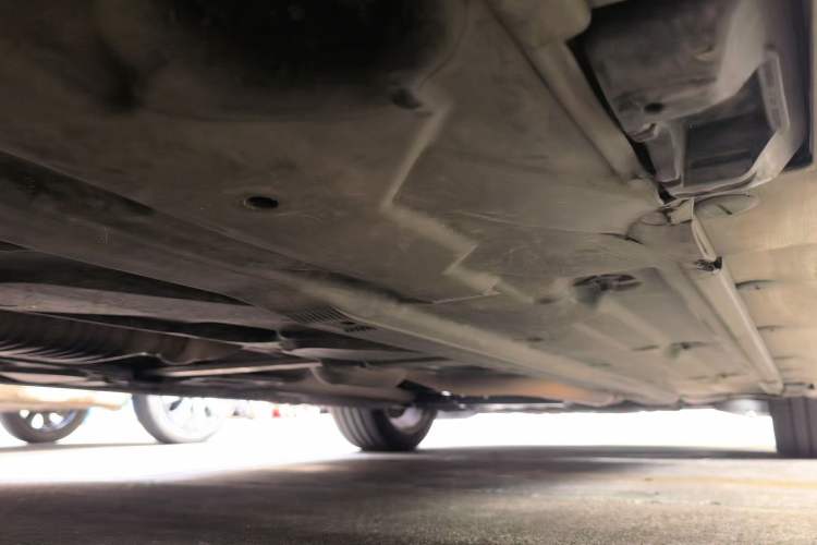 Used Mercedes-Benz C-Class 2013 C 180 CGI Classic Chassis Rear Right