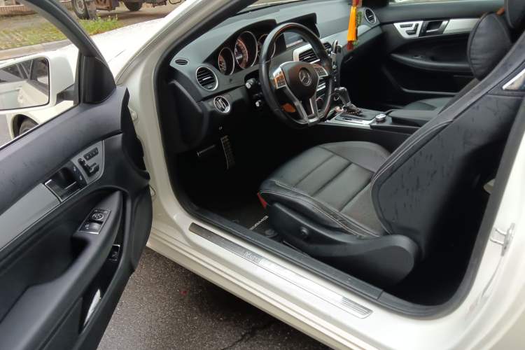 Used Mercedes-Benz C-Class 2013 C 180 Coupe Driver Seat