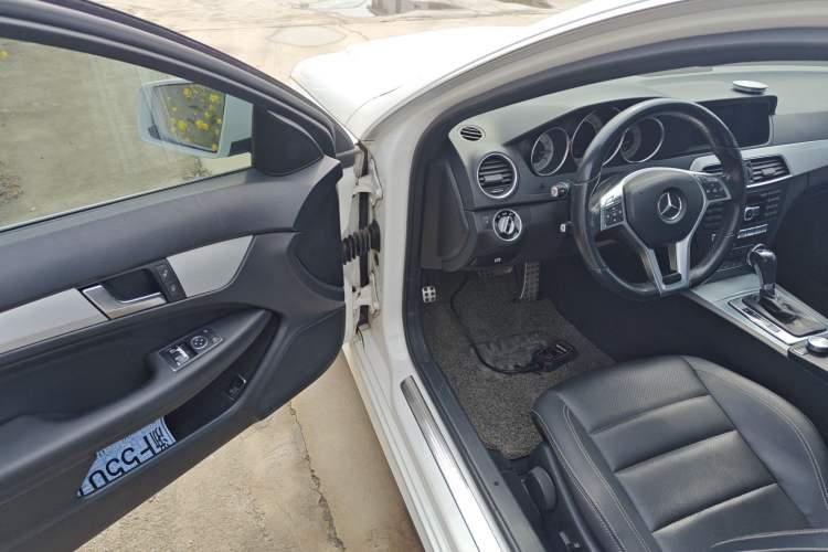 Used Mercedes-Benz C-Class 2013 C 180 Coupe Driver Seat