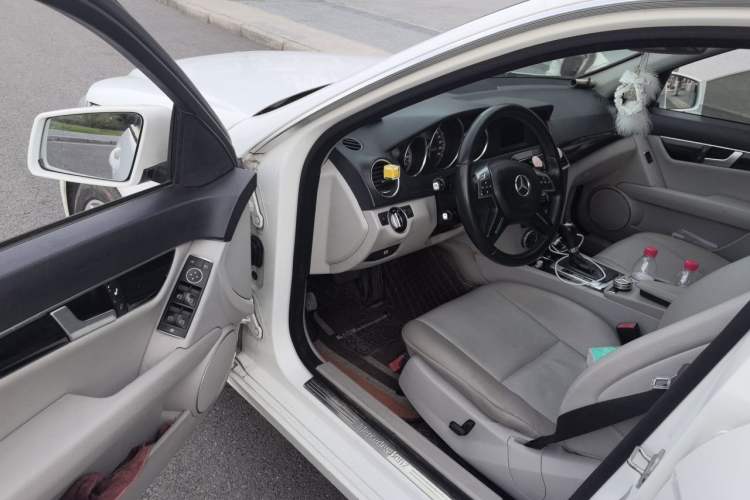 Used Mercedes-Benz C-Class 2013 C 180 CGI Classic Driver Seat