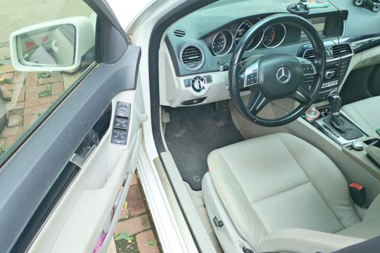 Used Mercedes-Benz C-Class 2013 C 180 CGI Classic Driver Seat