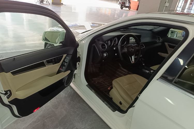 Used Mercedes-Benz C-Class 2013 C 260 Fashion Edition Grand Edition Driver Seat