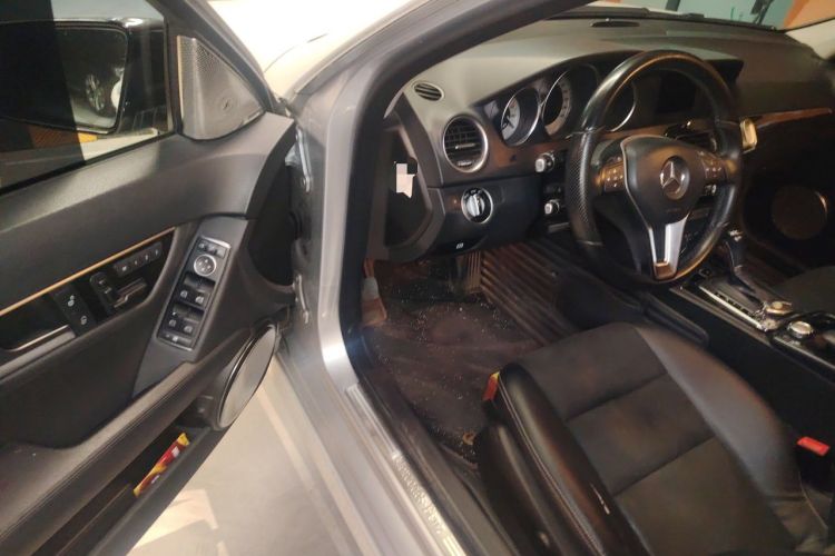 Used Mercedes-Benz C-Class 2013 C 260 Fashion Edition Grand Edition Driver Seat