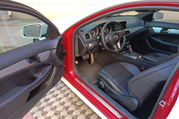 Used Mercedes-Benz C-Class 2013 C 180 Coupe Driver Seat