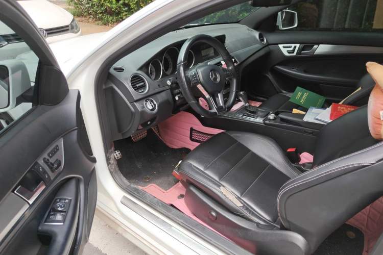 Used Mercedes-Benz C-Class 2013 C 180 Coupe Driver Seat