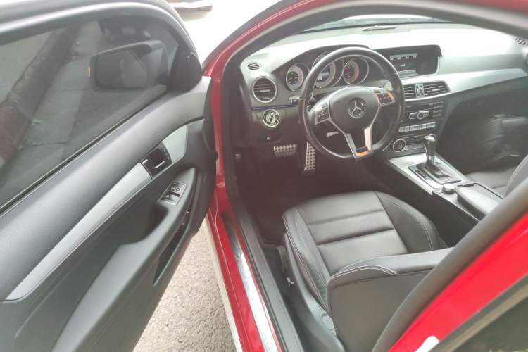 Used Mercedes-Benz C-Class 2013 C 180 Coupe Driver Seat