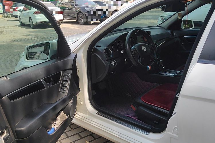 Used Mercedes-Benz C-Class 2013 C 180 Classic Grand Edition Driver Seat