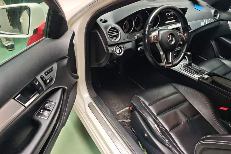 Used Mercedes-Benz C-Class 2013 C 180 Coupe Driver Seat
