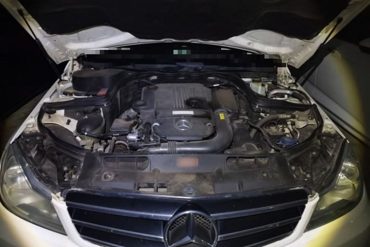 Used Mercedes-Benz C-Class 2013 C 180 Classic Grand Edition Engine Bay