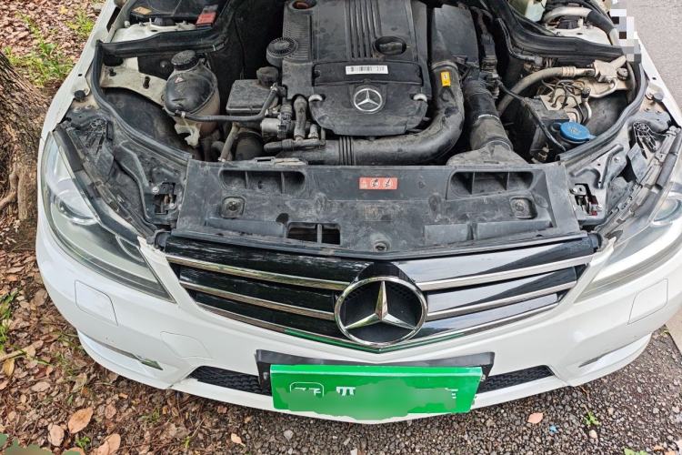Used Mercedes-Benz C-Class 2013 C 260 CGI Fashion Model Engine Bay