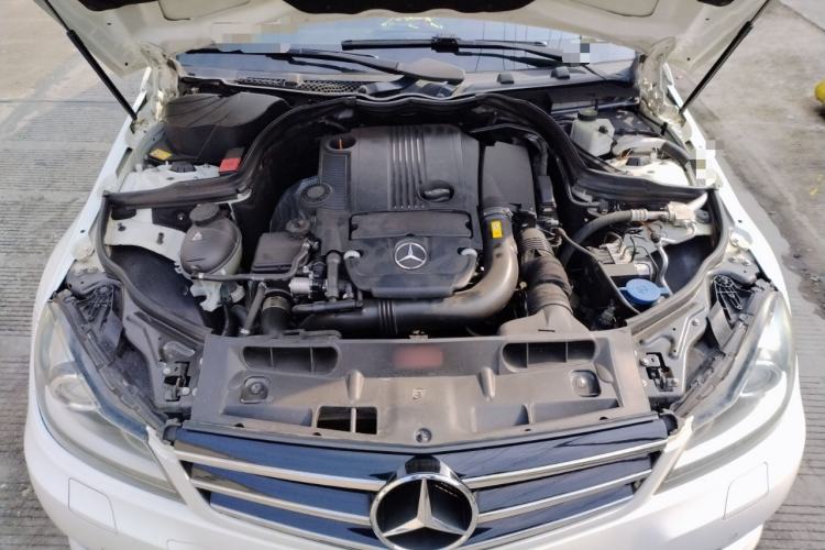 Used Mercedes-Benz C-Class 2013 C 260 Fashion Edition Grand Edition Engine Bay