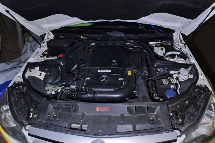 Used Mercedes-Benz C-Class 2013 C 180 Classic Grand Edition Engine Bay