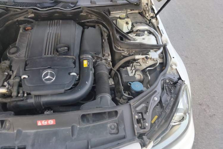 Used Mercedes-Benz C-Class 2013 C 180 Coupe Engine Bay Left