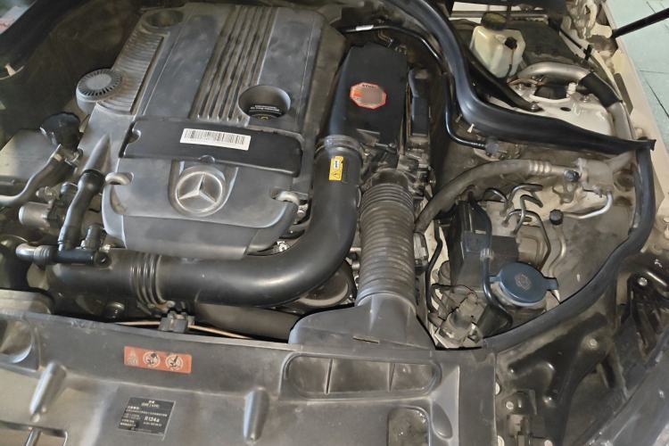 Used Mercedes-Benz C-Class 2013 C 260 CGI Fashion Model Engine Bay Left