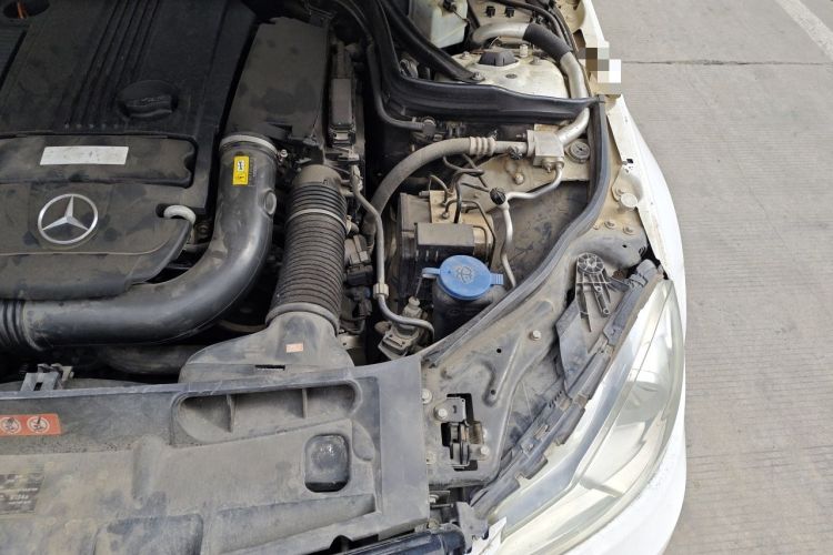 Used Mercedes-Benz C-Class 2013 C 180 Classic Grand Edition Engine Bay Left