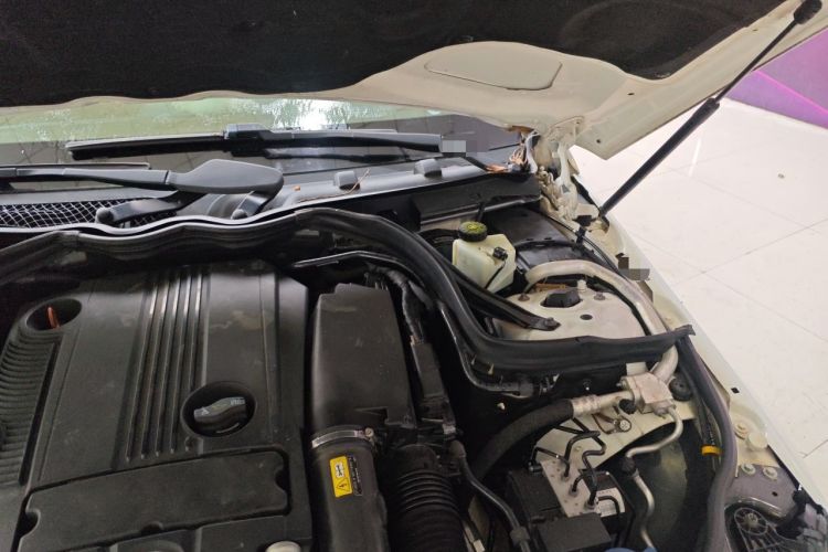 Used Mercedes-Benz C-Class 2013 C 180 Coupe Engine Bay Left
