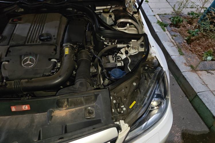 Used Mercedes-Benz C-Class 2013 C 180 Coupe Engine Bay Left