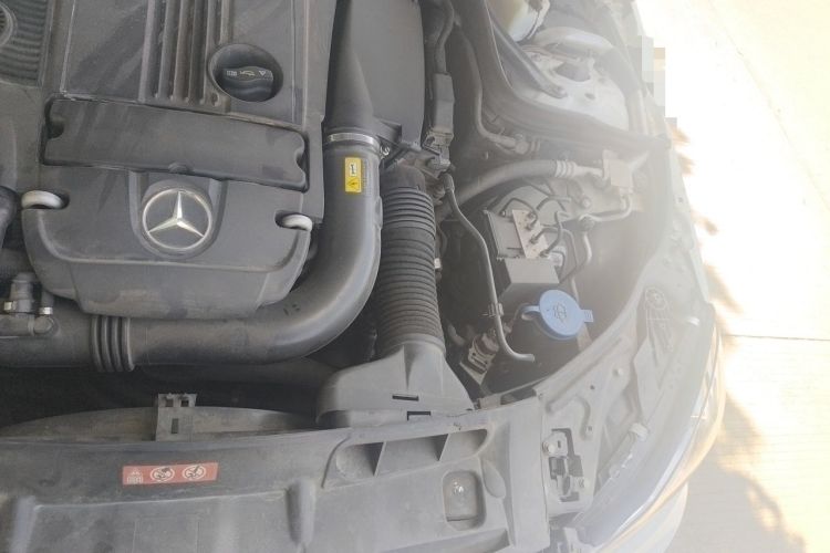 Used Mercedes-Benz C-Class 2013 C 180 Classic Grand Edition Engine Bay Left