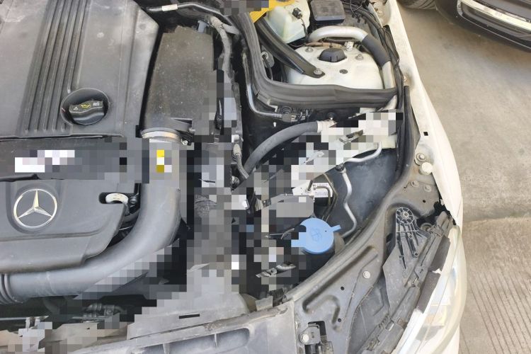Used Mercedes-Benz C-Class 2013 C 180 CGI Classic Engine Bay Left