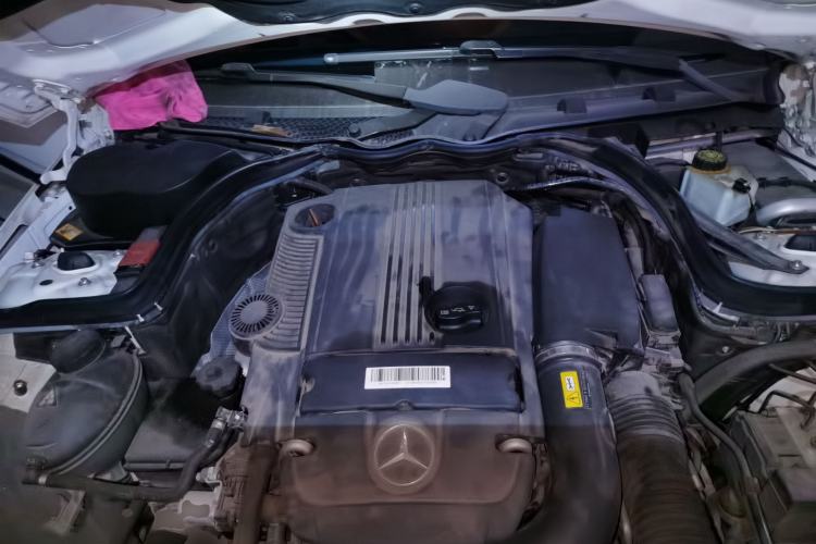 Used Mercedes-Benz C-Class 2013 C 260 CGI Elegant Model Engine Bay