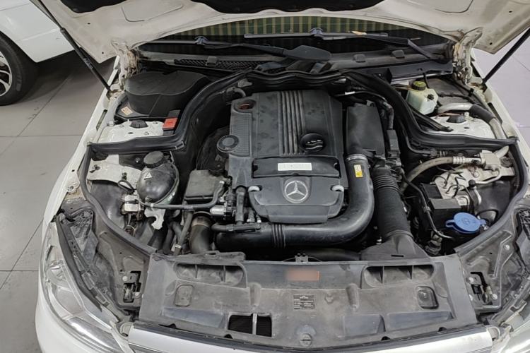 Used Mercedes-Benz C-Class 2013 C 180 CGI Classic Engine Bay Right