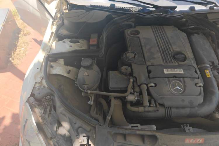 Used Mercedes-Benz C-Class 2013 C 180 CGI Classic Engine Bay Right