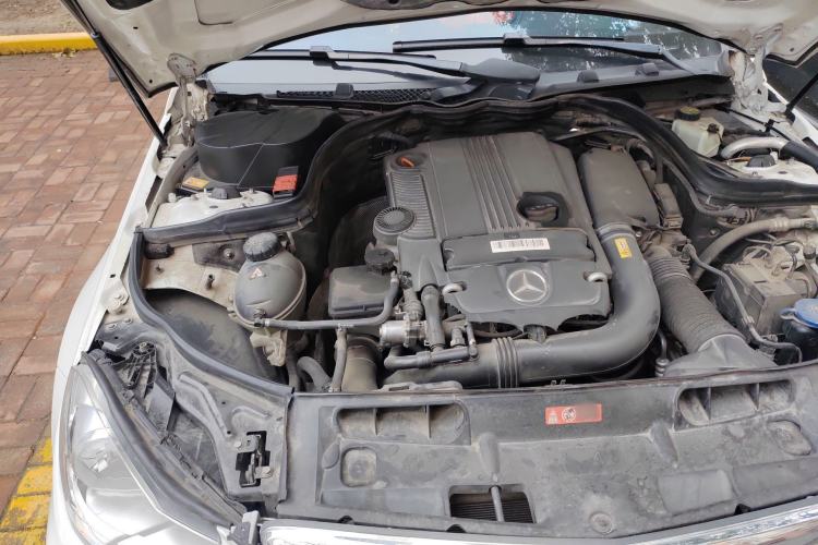 Used Mercedes-Benz C-Class 2013 C 180 Classic Grand Edition Engine Bay Right