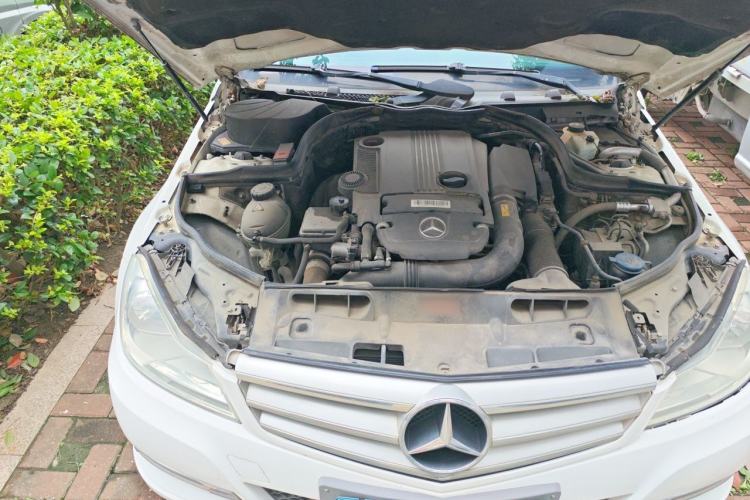 Used Mercedes-Benz C-Class 2013 C 180 CGI Classic Engine Bay Right