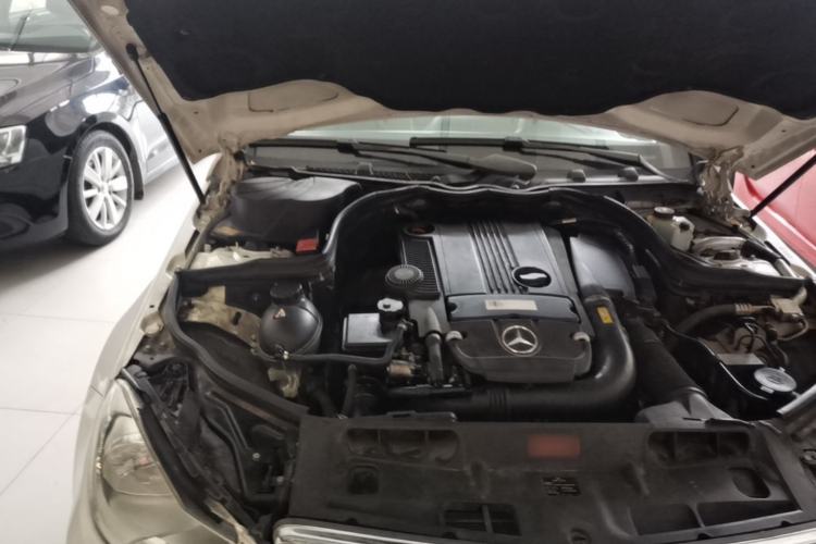 Used Mercedes-Benz C-Class 2013 C 180 Classic Grand Edition Engine Bay Right