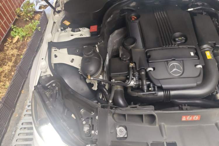 Used Mercedes-Benz C-Class 2013 C 180 Coupe Engine Bay Right