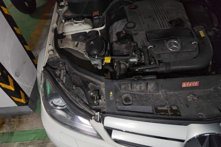 Used Mercedes-Benz C-Class 2013 C 180 Coupe Engine Bay Right