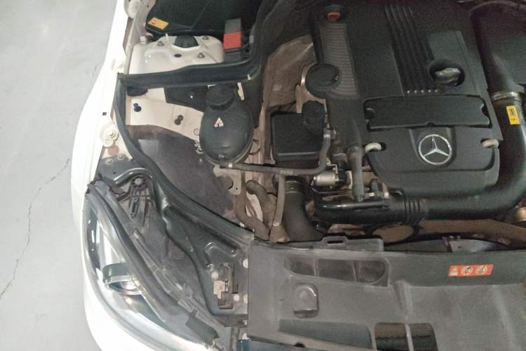 Used Mercedes-Benz C-Class 2013 C 180 Coupe Engine Bay Right