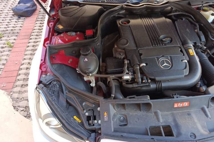 Used Mercedes-Benz C-Class 2013 C 180 Coupe Engine Bay Right