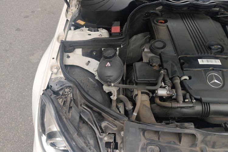 Used Mercedes-Benz C-Class 2013 C 260 Fashion Edition Grand Edition Engine Bay Right