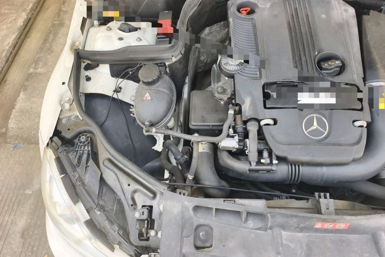 Used Mercedes-Benz C-Class 2013 C 180 CGI Classic Engine Bay Right