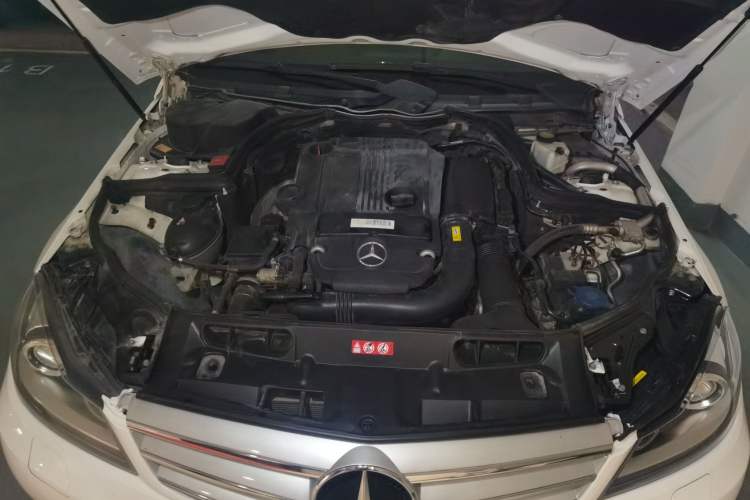 Used Mercedes-Benz C-Class 2013 C 260 CGI Fashion Model Engine Bay