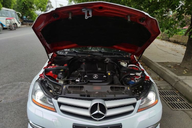 Used Mercedes-Benz C-Class 2013 C 180 Coupe Engine Bay