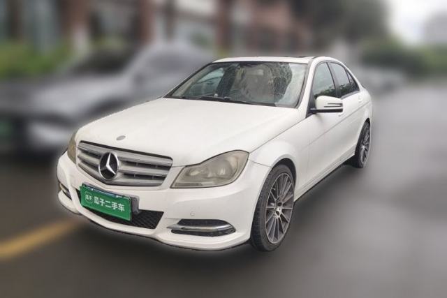 Mercedes-Benz C-Class 2013 C 180 CGI Classic usado
