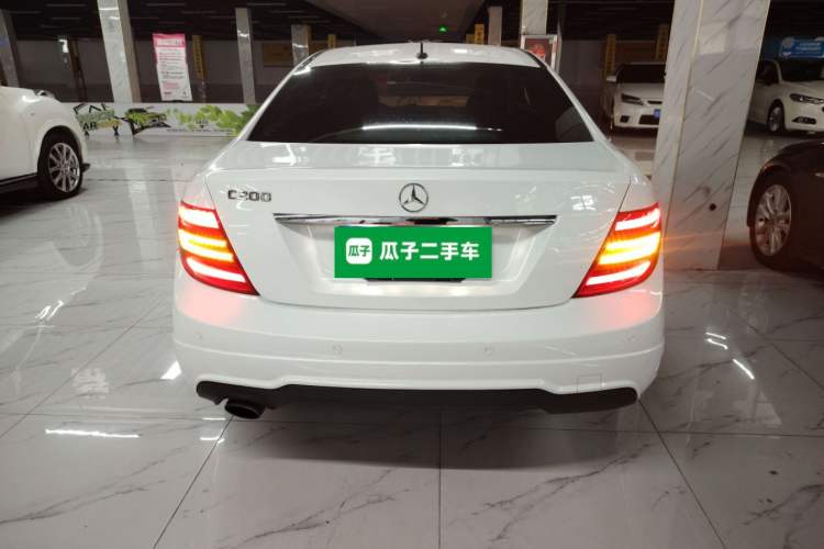 Used Mercedes-Benz C-Class 2013 C 180 Coupe Exterior 1