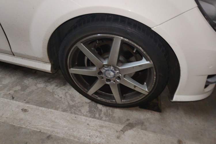 Used Mercedes-Benz C-Class 2013 C 180 Coupe Exterior 1
