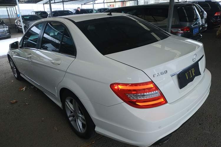 Used Mercedes-Benz C-Class 2013 C 180 Classic Grand Edition Exterior 3