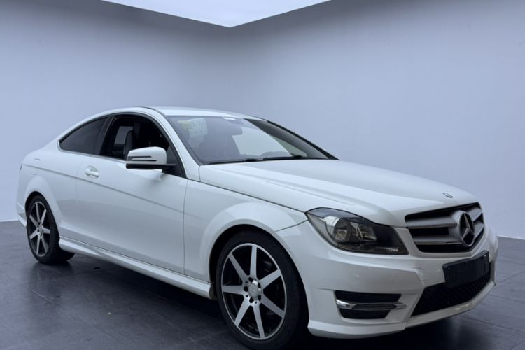 Used Mercedes-Benz C-Class 2013 C 180 Coupe Exterior 4