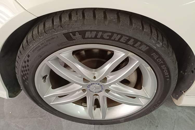 Used Mercedes-Benz C-Class 2013 C 260 Fashion Edition Grand Edition Exterior 4